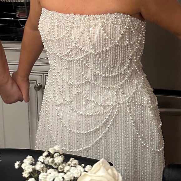 Rosie Etienne Strapless White Gown - Picture 3 of 4